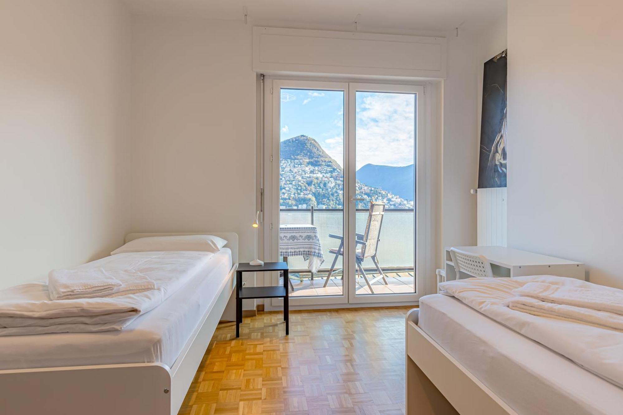 Imperial Of Lugano 4 With A Lake View Behind The Station And 10 Min From The Lake Lägenhet Exteriör bild